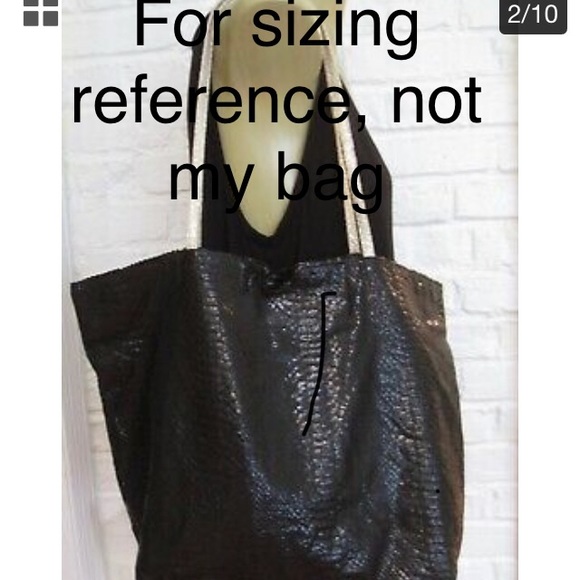 Fatto A Mano by Carlos Falchi Blue with Pink Tote - Picture 4 of 4